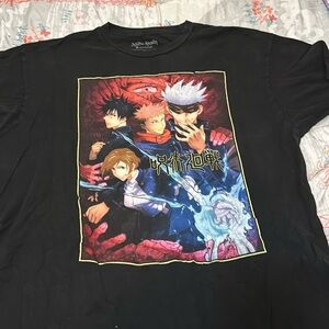 Anime Tees.. My hero academia XL (46/48)and JuJuTsu Kaisèn XL (46/48)